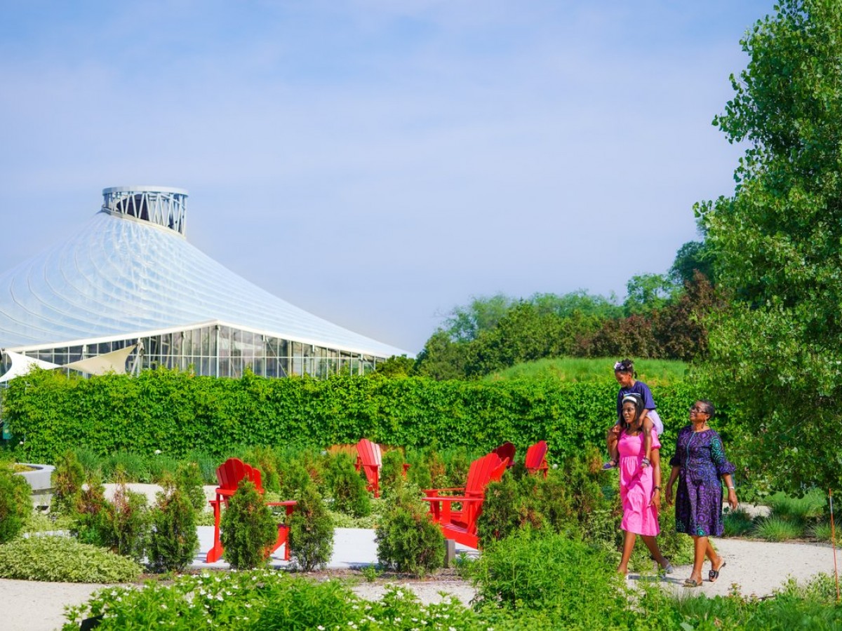 Assiniboine Park has everything your senses crave this summer and more - Assiniboine Park is so lush right now (photo by Maddy Reico)