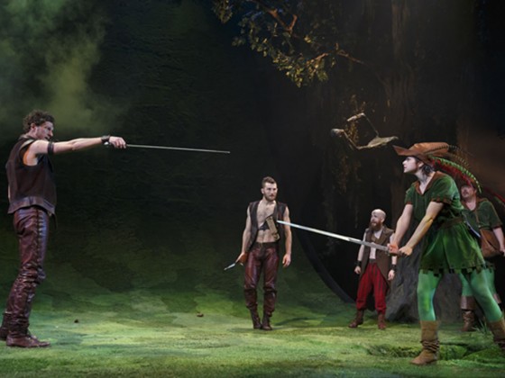 Manitoba Theatre Centre's Robin Hood is a rowdy, hilarious time