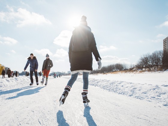 ​Nine spots to lace up the skates and make nice on Winnipeg’s ice