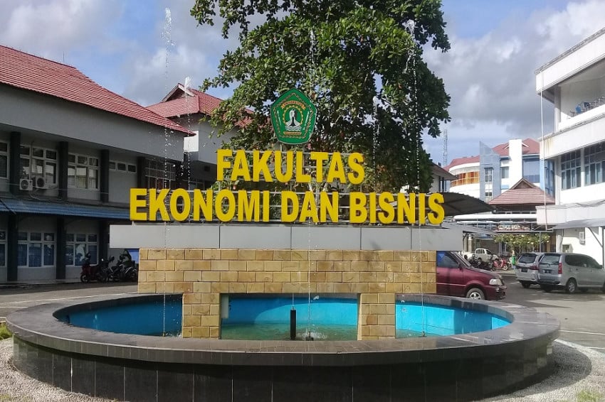 Perguruan Tinggi Unggul dalam Ekonomi & Bisnis di Indonesia