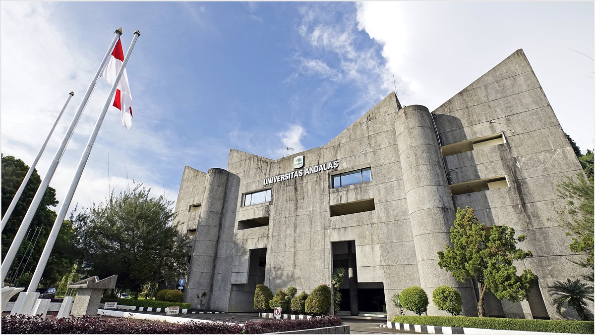 Prestasi Mendunia! Universitas Terbaik Luar Jawa Berdasarkan 3 Ranking Global